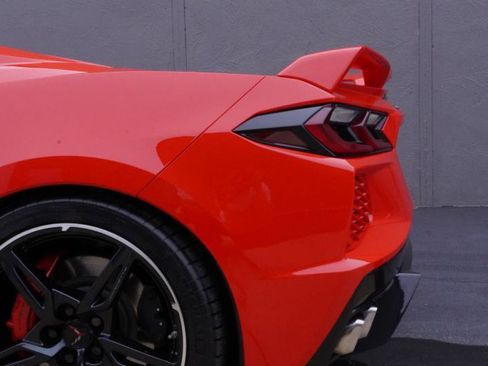 Used 2021 Chevrolet Corvette Stingray Preferred Conv w/ Z51 Performance Package RWD image 40