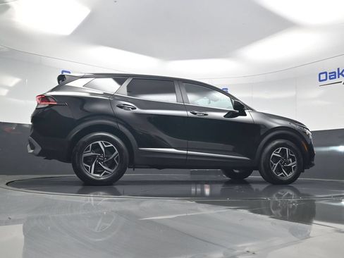 Used 2023 Kia Sportage LX AWD/4WD image 44