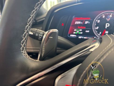Used 2023 Chevrolet Corvette Stingray Premium Conv w/ Z51 Performance Package image 15