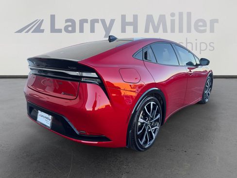 Certified 2024 Toyota Prius Prime Premium image 5