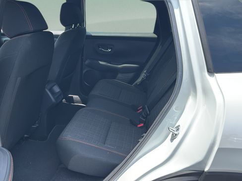 Used 2025 Honda HR-V Sport image 12