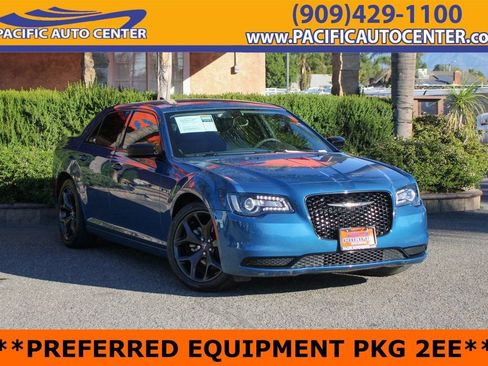Used 2023 Chrysler 300 Touring w/ Sport Appearance Package image 1
