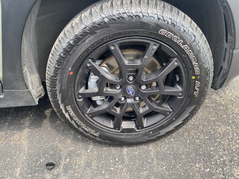 Used 2024 Subaru Crosstrek 2.5i Wilderness w/ Crosstrek Mirror Package AWD/4WD image 8