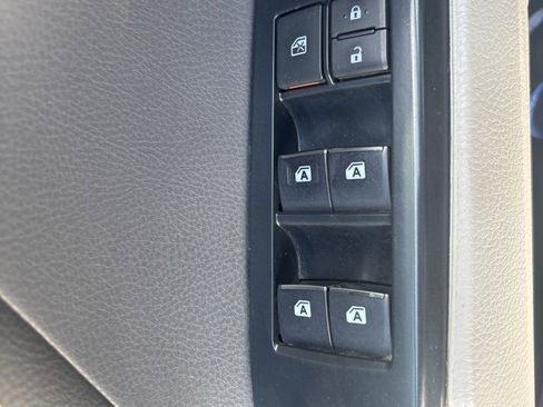 Used 2018 Toyota Camry XSE image 13