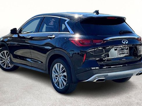Certified 2024 INFINITI QX50 Pure image 17