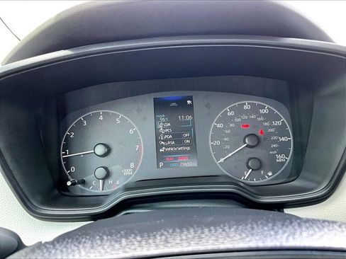 Used 2024 Toyota Corolla LE FWD image 20