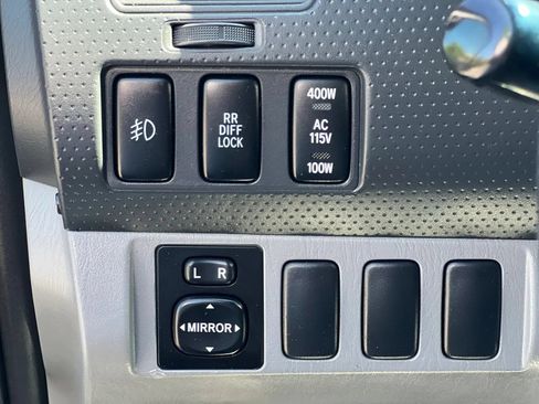 Used 2005 Toyota Tacoma 4x4 Access Cab image 25