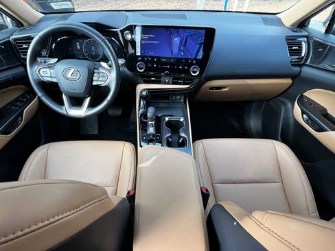 Used 2025 Lexus NX 250 FWD w/ Premium Package image 33