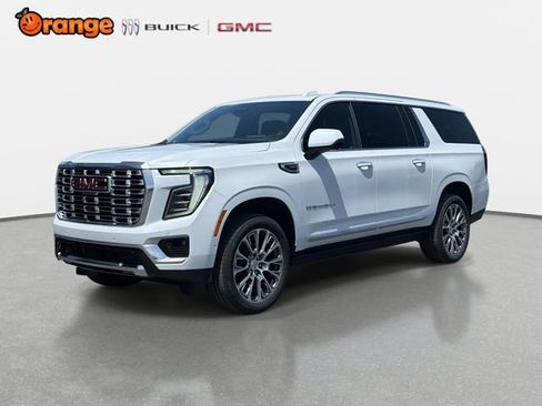 New 2026 GMC Yukon XL Denali w/ Denali Reserve Package AWD/4WD image 7