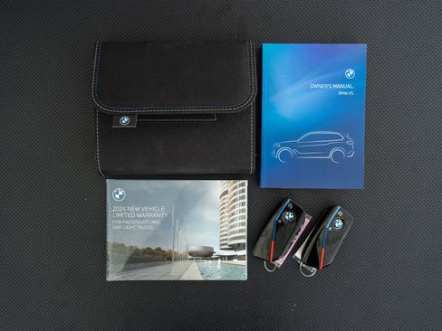 Used 2024 BMW X5 M60i image 21