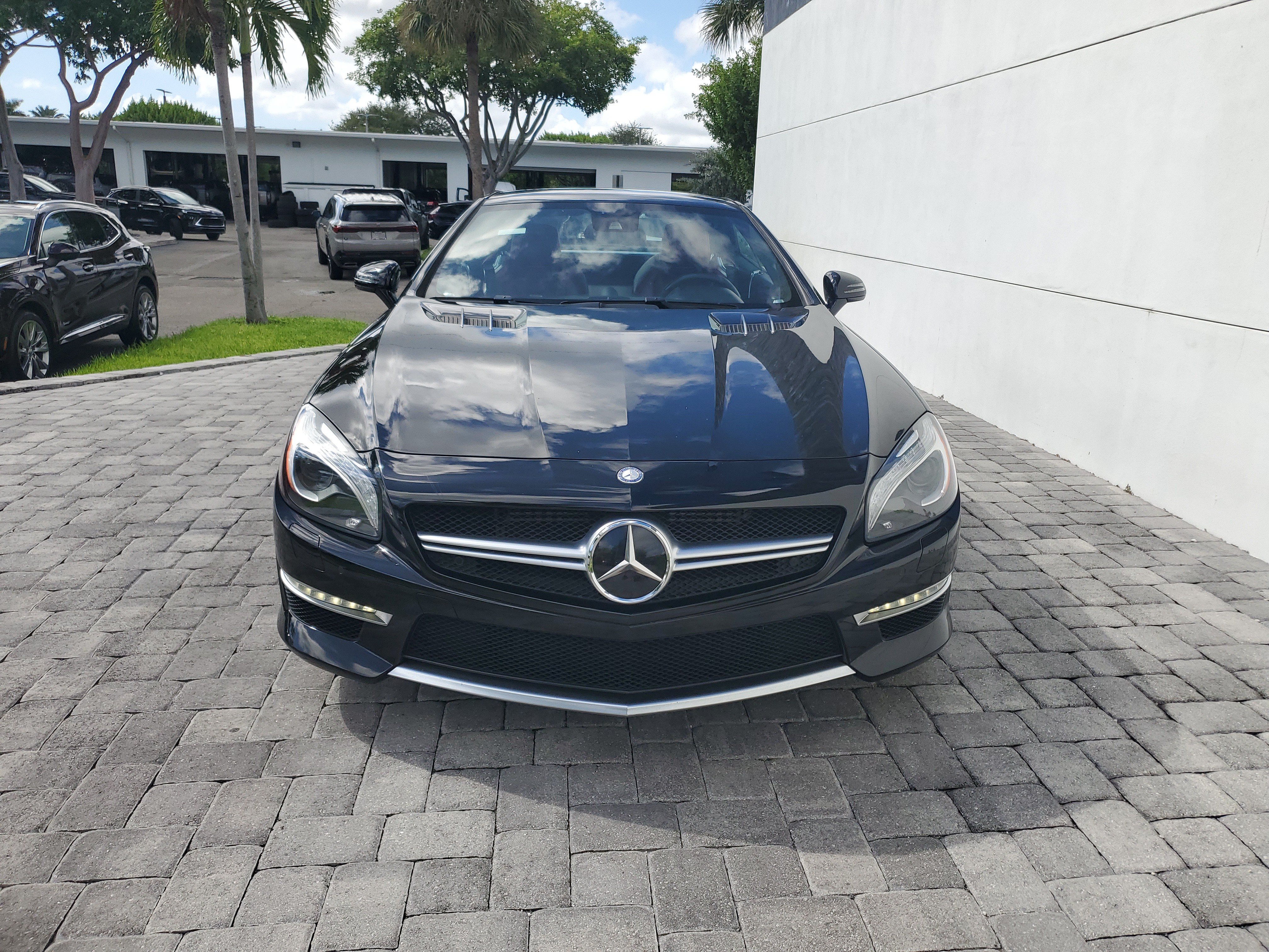 Used 2013 Mercedes-Benz SL 63 AMG image 2