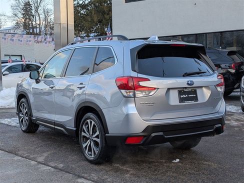 Used 2021 Subaru Forester Limited image 10