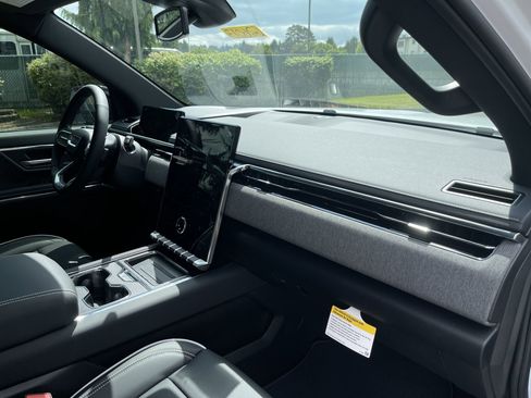 New 2026 GMC Sierra EV Elevation image 59