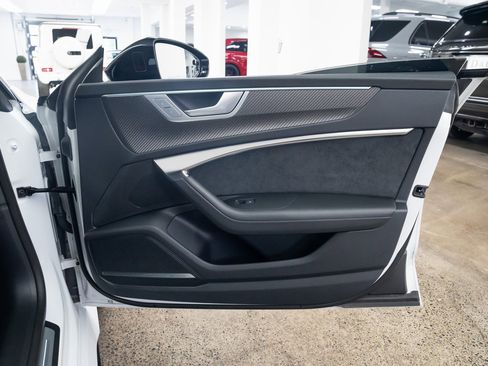 Used 2024 Audi RS 7 Performance image 25