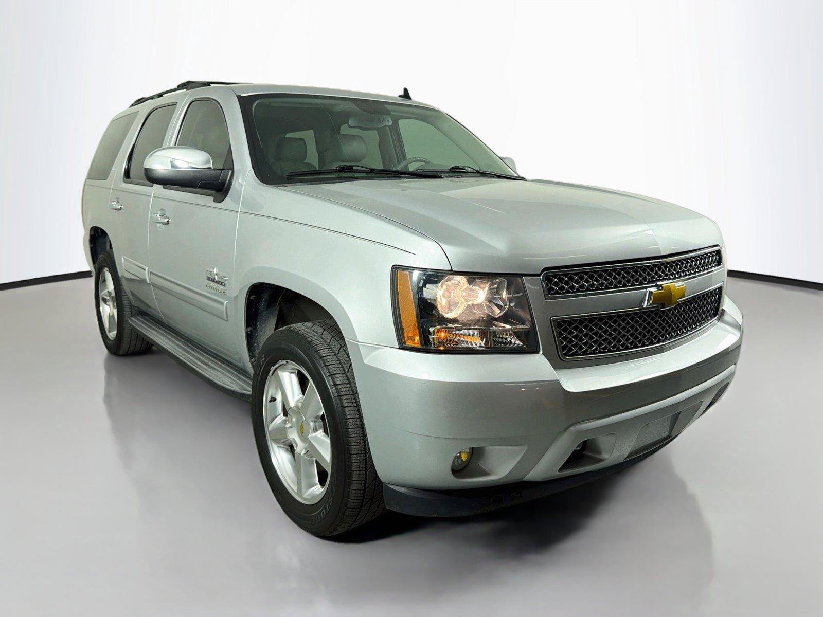 Used 2013 Chevrolet Tahoe LT w/ Texas Edition RWD image 3