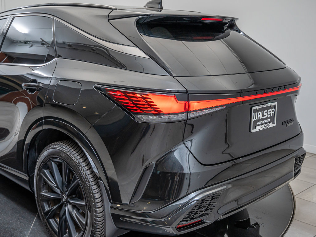 Used 2024 Lexus RX 500h F Sport w/ Cold Area Package AWD/4WD image 19