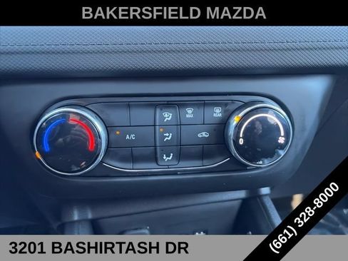 Used 2025 Chevrolet TrailBlazer LS w/ LS Convenience Package FWD image 23