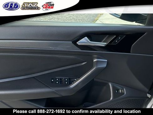 Used 2021 Volkswagen Jetta GLI Autobahn image 12