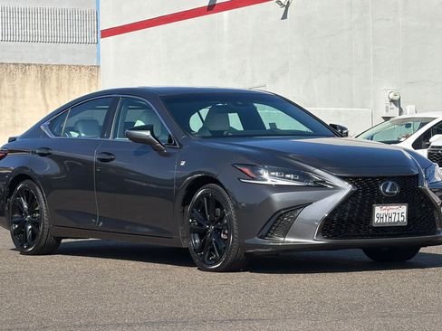 Certified 2023 Lexus ES 300h F Sport w/ Accessory Package (Z2) FWD image 5