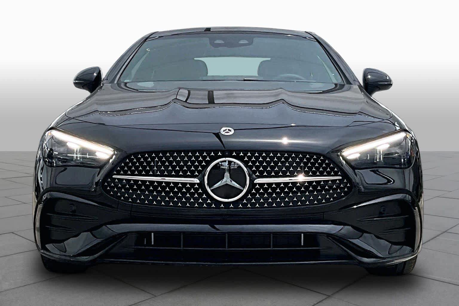 New 2026 Mercedes-Benz CLE 450 4MATIC Coupe image 3