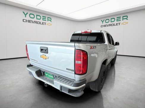 Used 2020 Chevrolet Colorado Z71 AWD/4WD image 7