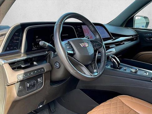 Used 2023 Cadillac Escalade ESV Sport w/ LPO, ONYX Package image 14