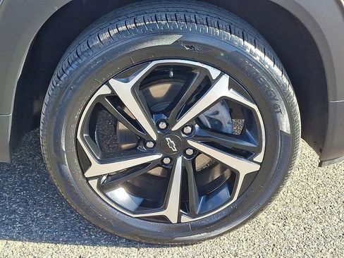 Used 2023 Chevrolet TrailBlazer RS w/ Convenience Package image 8