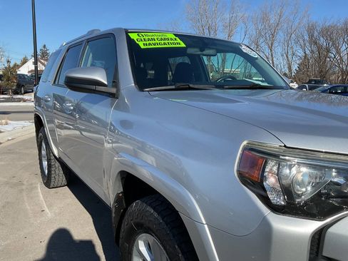Used 2014 Toyota 4Runner SR5 image 11