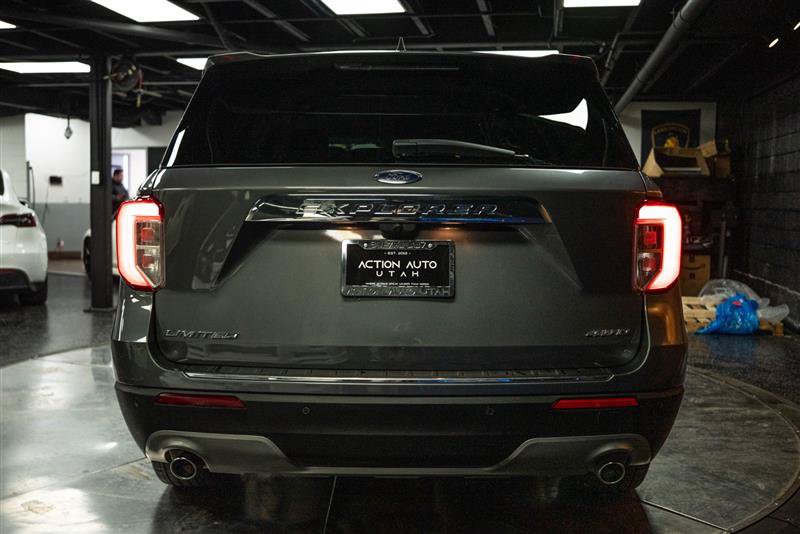 Used 2024 Ford Explorer Limited AWD/4WD image 6