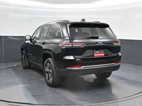 Used 2022 Jeep Grand Cherokee Limited 4xe w/ Luxury Tech Group II AWD/4WD image 10