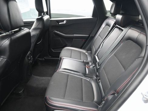 Used 2025 Ford Escape ST-Line image 28