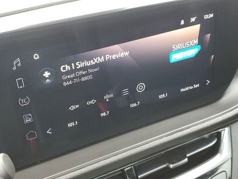 Used 2024 Buick Envista Sport Touring w/ Convenience I Package image 18