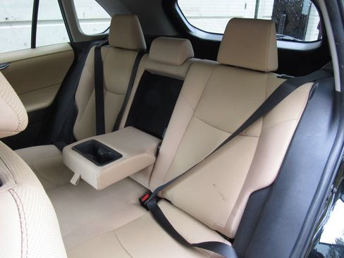 Certified 2023 Toyota RAV4 LE AWD/4WD image 15