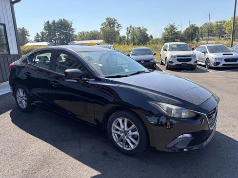 Used 2016 MAZDA MAZDA3 i Sport w/ Preferred Equipment Package image 5