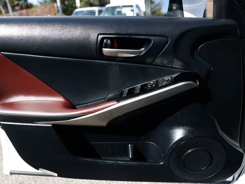 Used 2017 Lexus IS 200t image 46