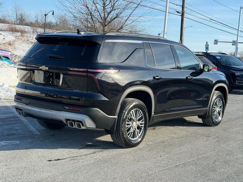 New 2026 Chevrolet Traverse LT w/ Driver Confidence Package image 14