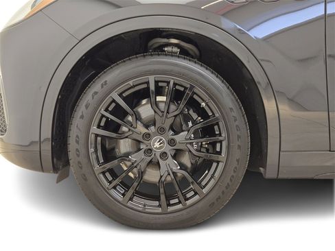 New 2025 Maserati Grecale Modena image 11