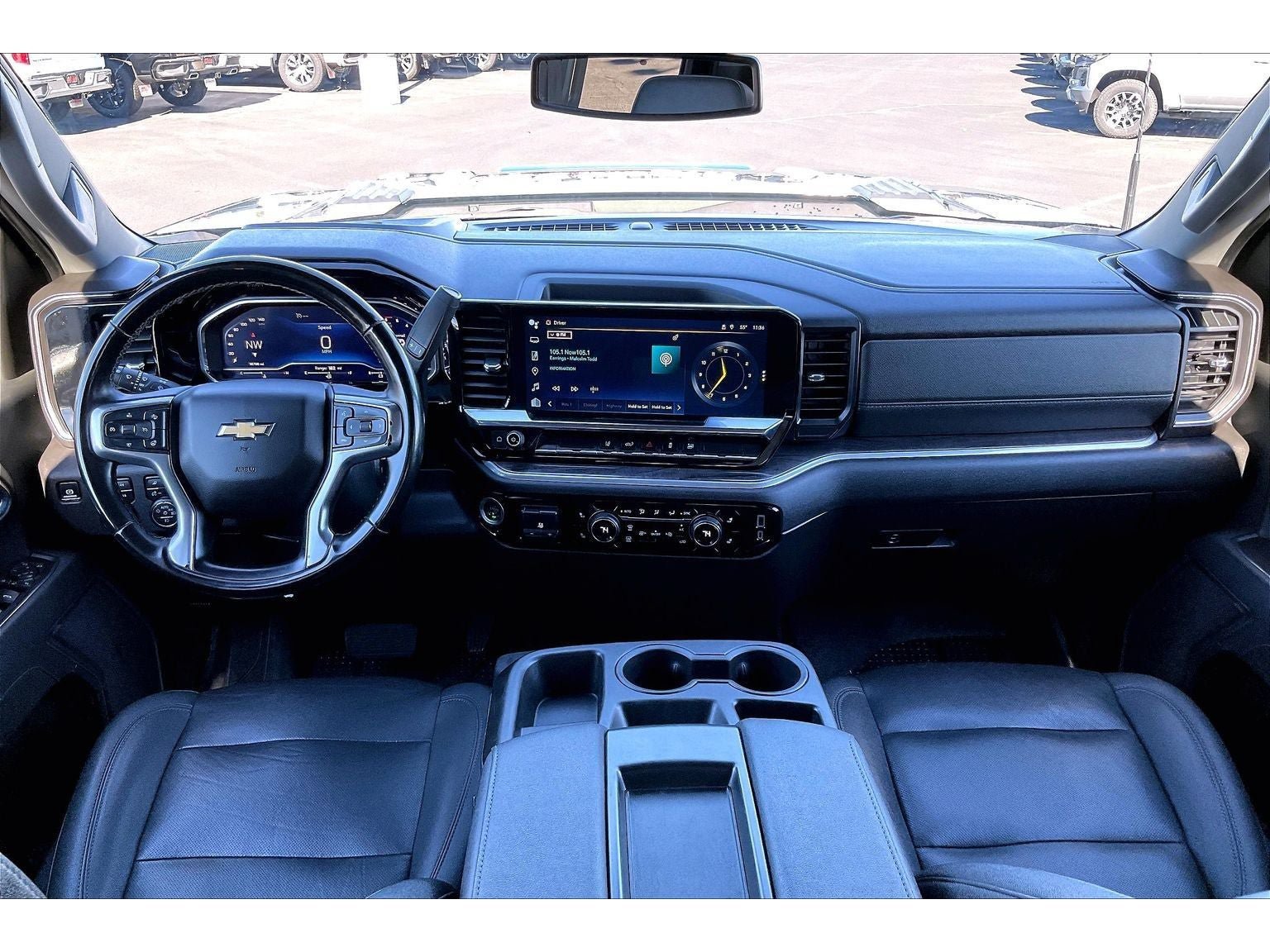 Used 2025 Chevrolet Silverado 3500 LTZ AWD/4WD image 17