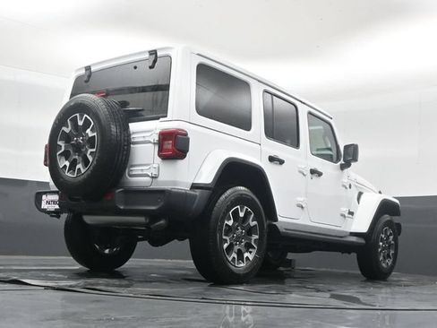 New 2026 Jeep Wrangler Sahara AWD/4WD image 39