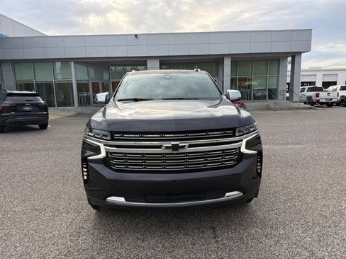 Used 2022 Chevrolet Tahoe Premier RWD image 2