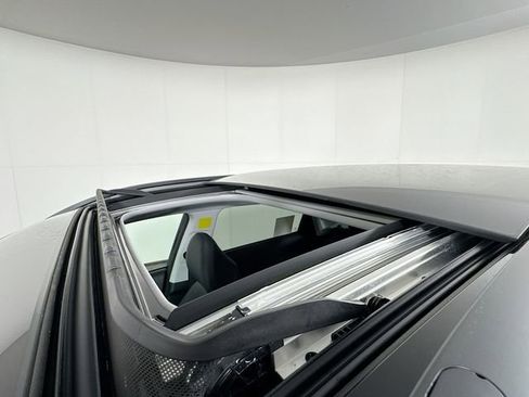 New 2026 Hyundai Kona Limited image 12