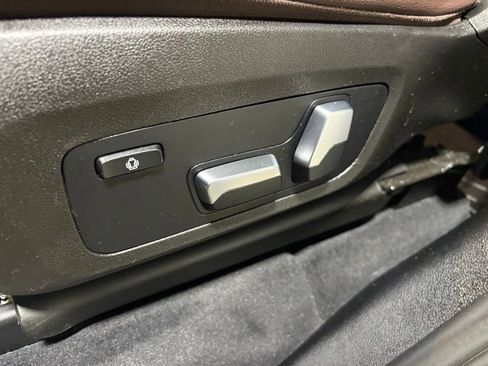 Used 2019 BMW X3 sDrive30i RWD image 24