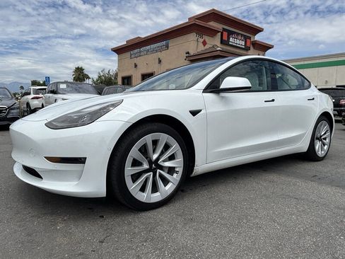 Used 2022 Tesla Model 3 Long Range AWD/4WD image 1
