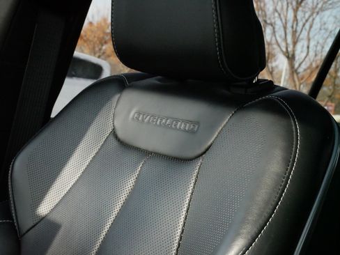 Used 2021 Jeep Grand Cherokee L Overland w/ Luxury Tech Group IV image 36