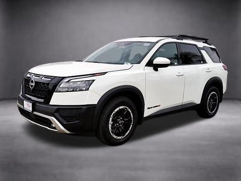 Certified 2024 Nissan Pathfinder Rock Creek AWD/4WD image 9