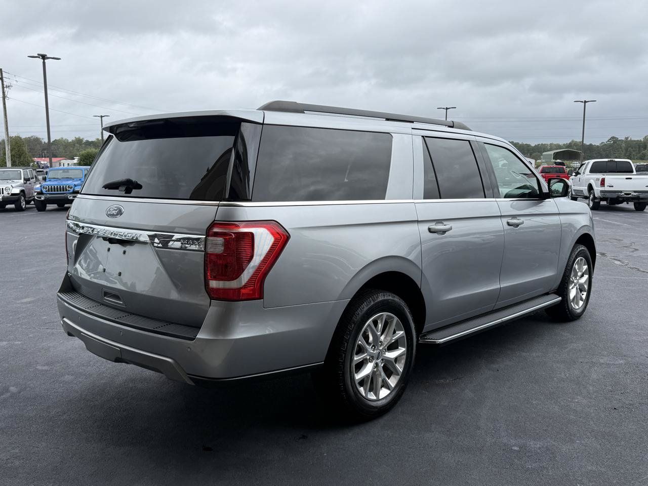 Used 2021 Ford Expedition Max XLT AWD/4WD image 4