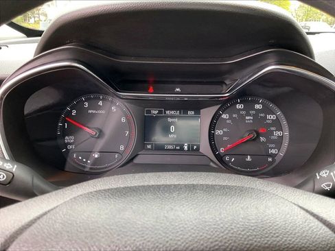 Used 2023 Chevrolet TrailBlazer LT FWD image 24