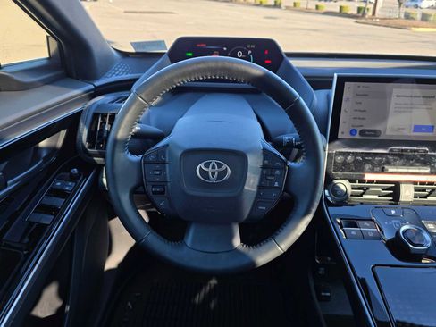 Used 2025 Toyota bZ4X XLE w/ Weather Package image 21