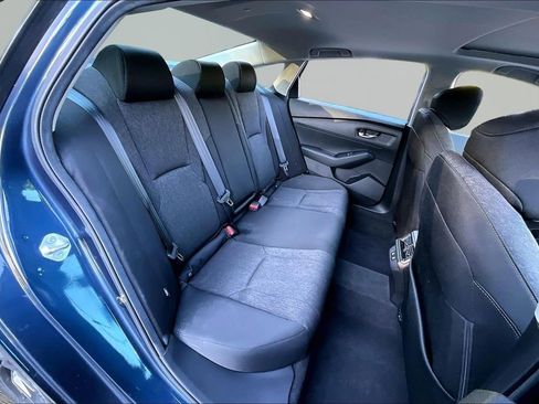 Used 2025 Honda Accord SE image 19