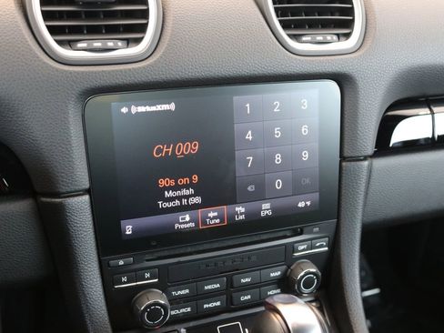 Used 2022 Porsche 718 Boxster image 36